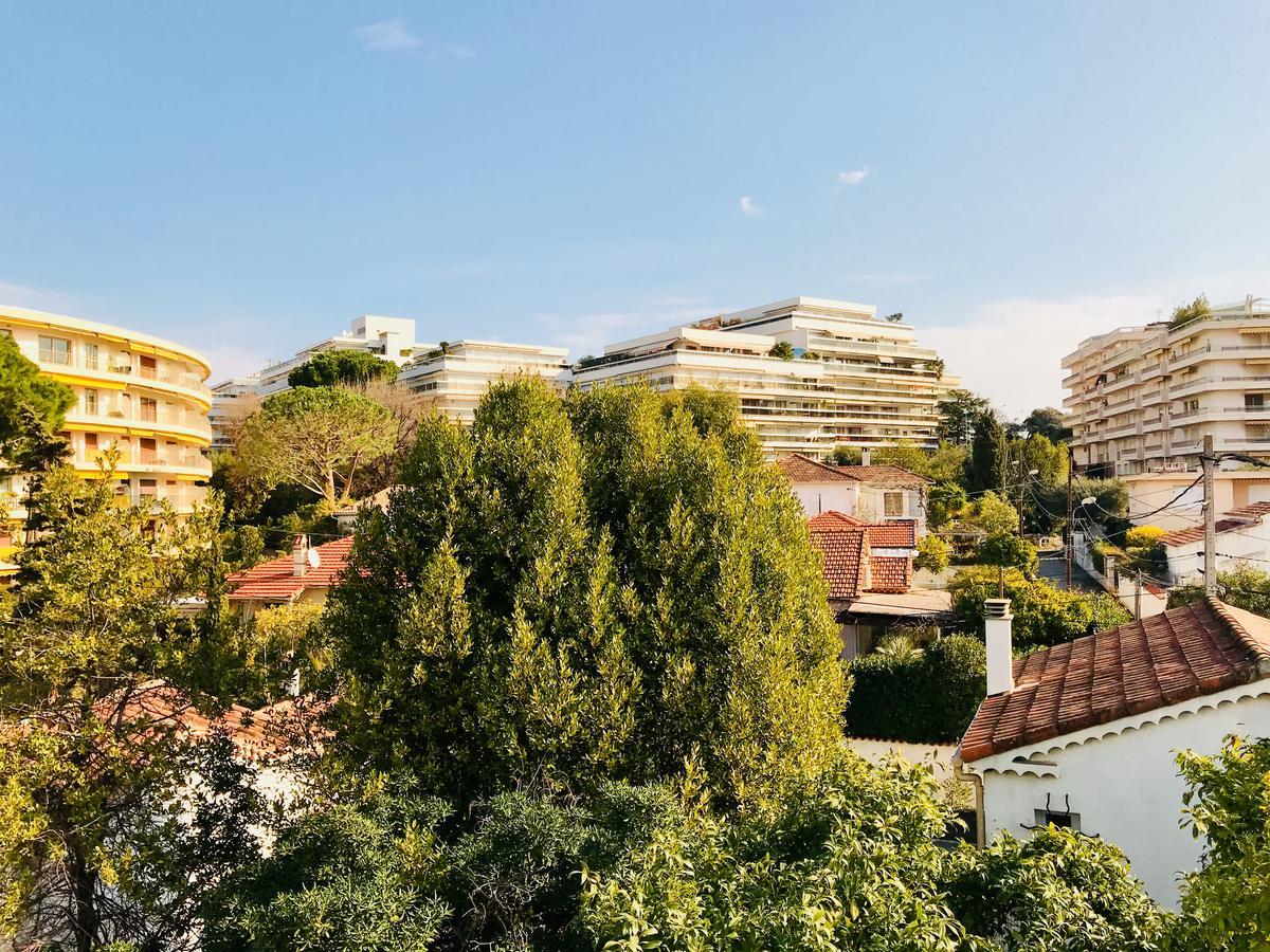 Hôtel Le Pré Catelan Juan-les-Pins Eksteriør billede
